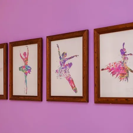 Arts And Music - Luxury *