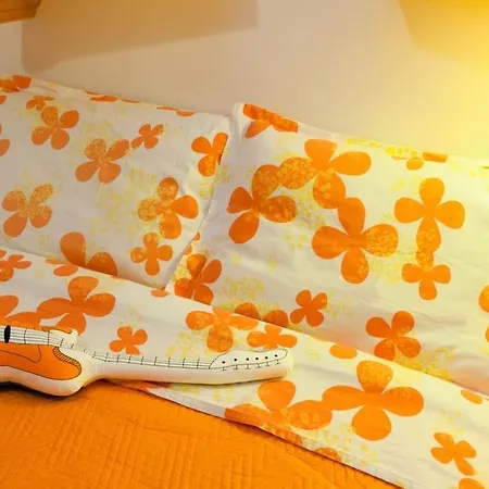 Arts And Music - Luxury * Ancona