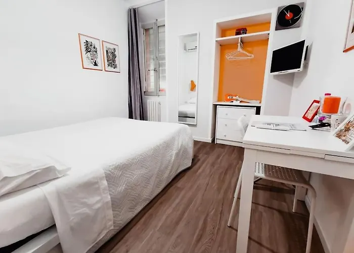 Arts And Music - Luxury Ancona