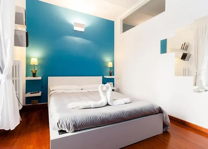 Arts And Music - Luxury * Ancona