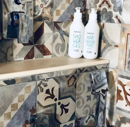 Arts And Music - Luxury